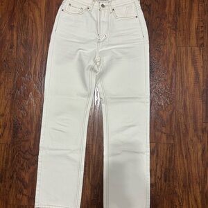 Urban Outfitters High-Rise Straight Leg Jeans in Off-White